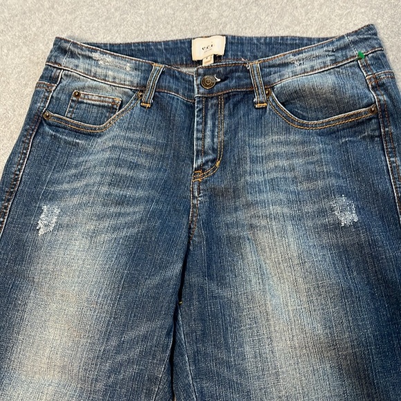 ECI New York Crop Jeans Womens Size 8 Distressed - Picture 6 of 10